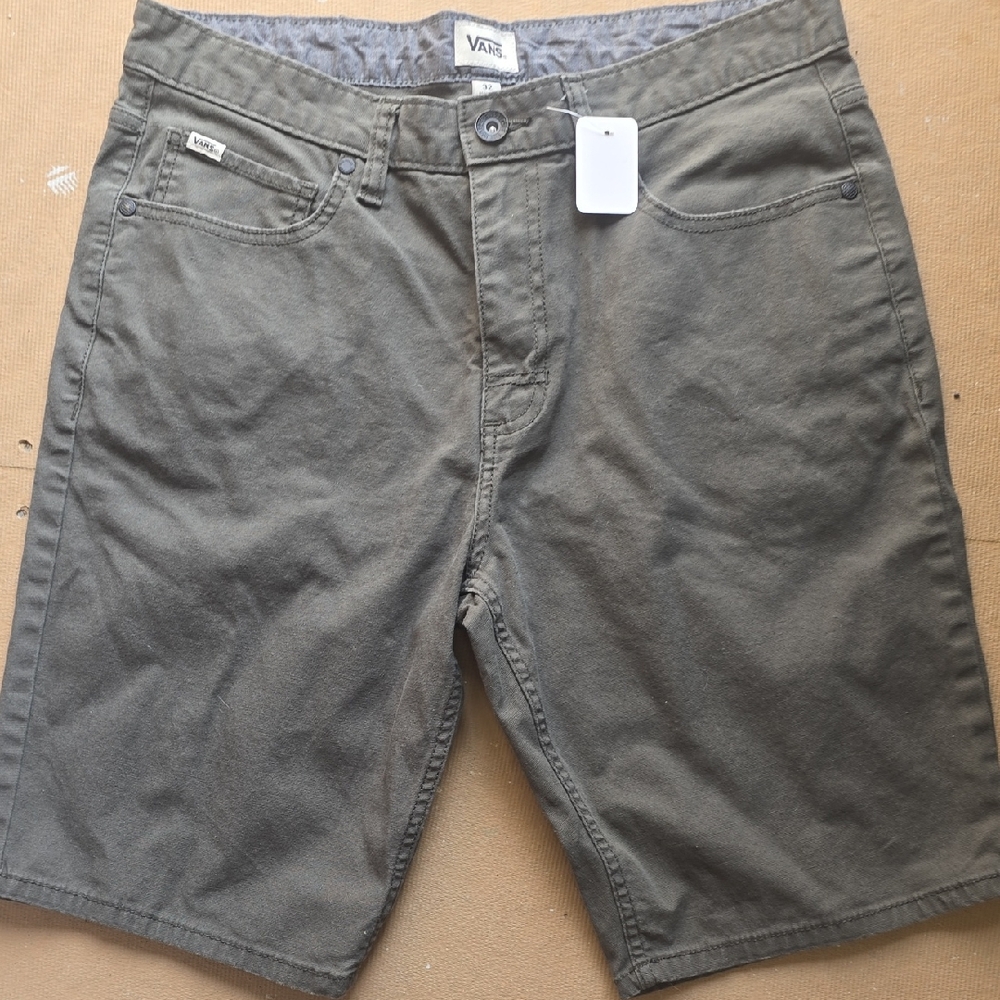 VANS Men's Casual Olive Green Shorts